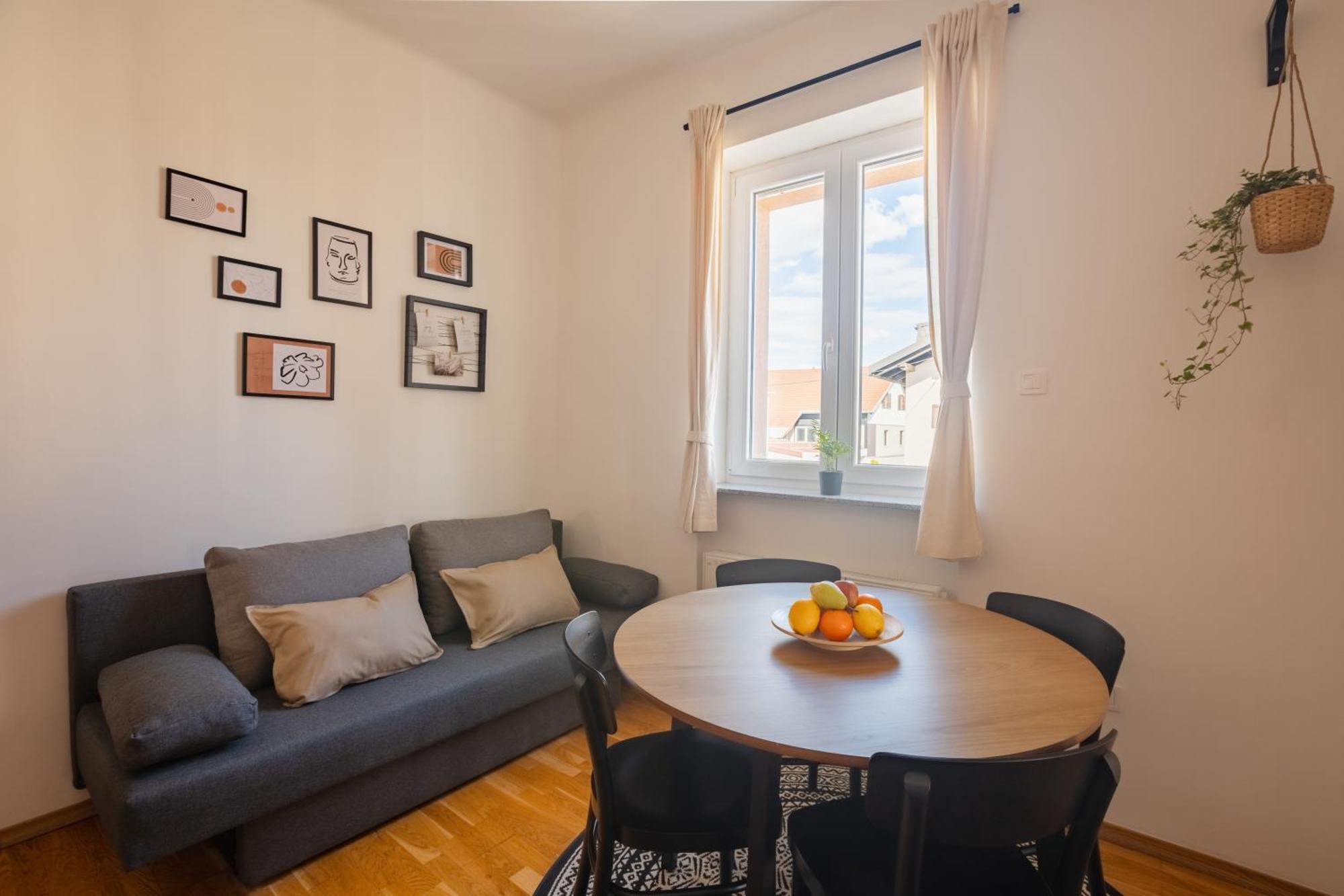 Klara Apartment *